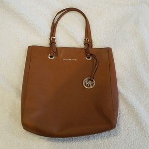 Michael Kors tote